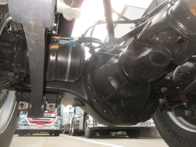 クオン第五輪20トン未使用ハイルーフトラクタ|中古トラックの販売・買取・査定のアイナビ