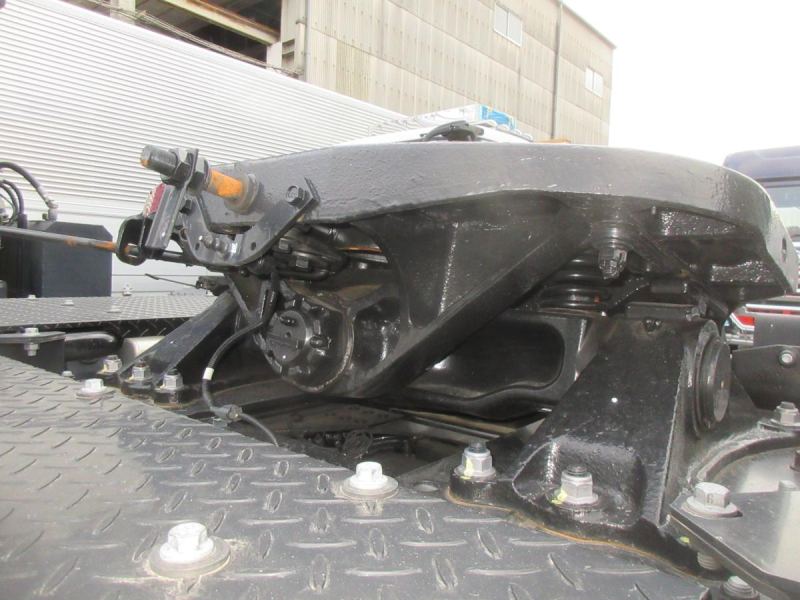 クオン第五輪20トン未使用ハイルーフトラクタ|中古トラックの販売・買取・査定のアイナビ