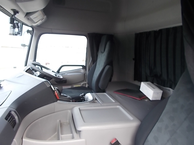 令和2年式 クオンアルミウイング|中古トラックの販売・買取・査定のアイナビ