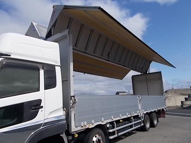 令和2年式 クオンアルミウイング|中古トラックの販売・買取・査定のアイナビ