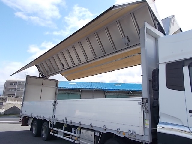 令和2年式 クオンアルミウイング|中古トラックの販売・買取・査定のアイナビ