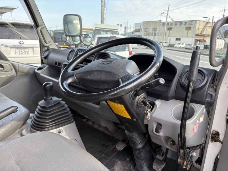 H25デュトロ 3tダンプ|中古トラックの販売・買取・査定のアイナビ