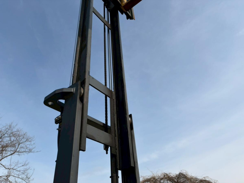 ディーゼルAT車FD18T-21PIP最大揚高4.3mフォーク長137cm|中古トラックの販売・買取・査定のアイナビ