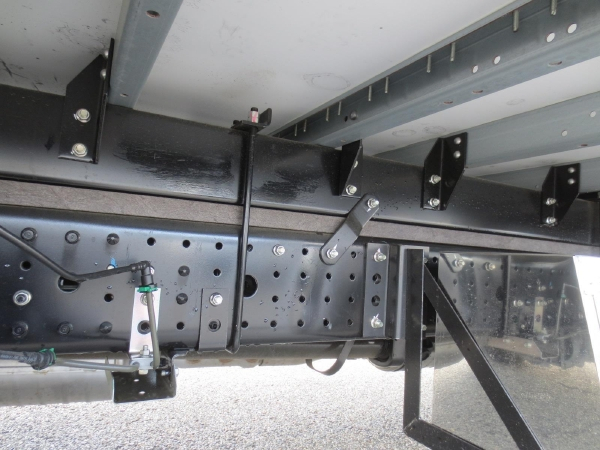 三菱キャンター超ロングウイング|中古トラックの販売・買取・査定のアイナビ