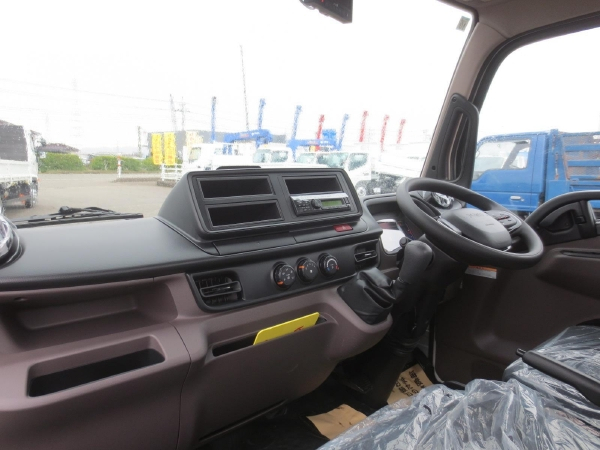 三菱キャンター標準ロング全低床|中古トラックの販売・買取・査定のアイナビ