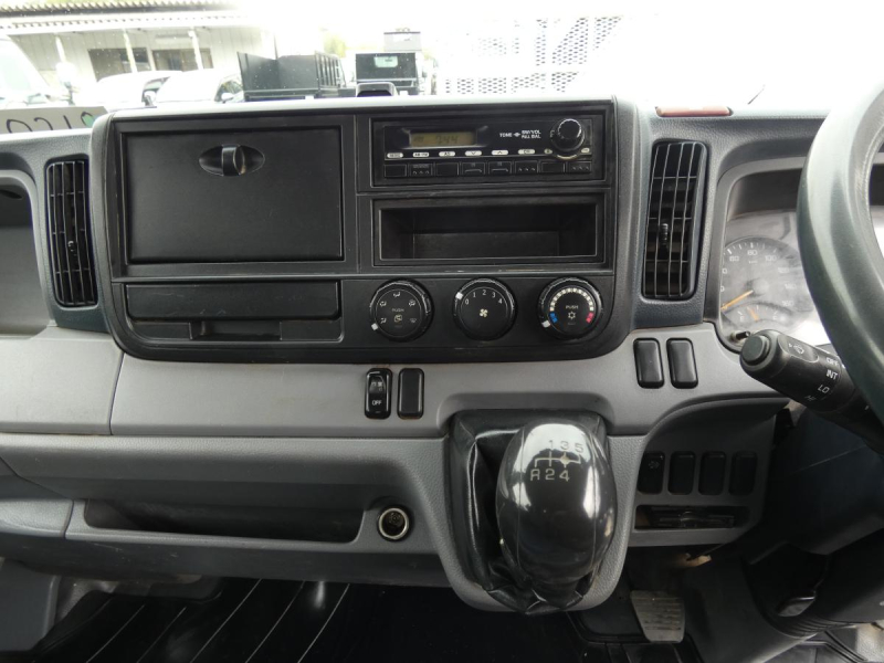 H26　2トン ダンプ マニュアル　260218|中古トラックの販売・買取・査定のアイナビ