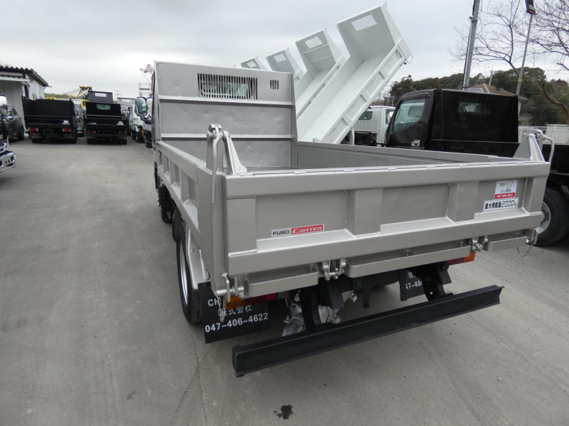 H26　2トン ダンプ マニュアル　260218|中古トラックの販売・買取・査定のアイナビ