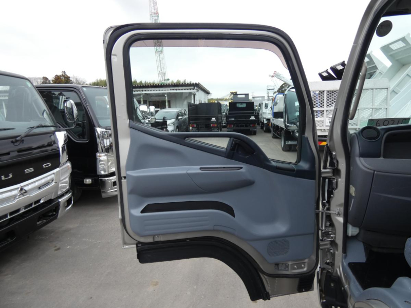 H26　2トン ダンプ マニュアル　260218|中古トラックの販売・買取・査定のアイナビ