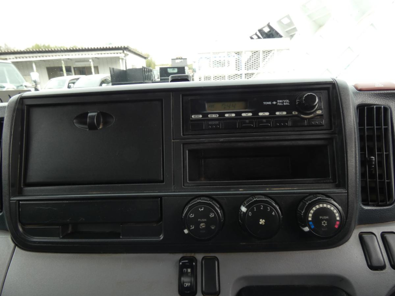 H26　2トン ダンプ マニュアル　260218|中古トラックの販売・買取・査定のアイナビ