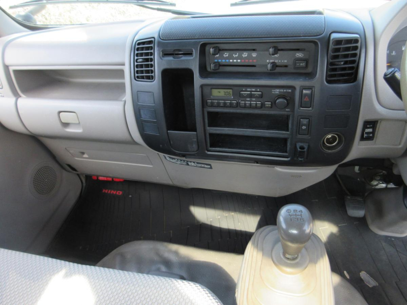 モリタ製 デュトロ 糞尿車 バキュームカー 1800L|中古トラックの販売・買取・査定のアイナビ