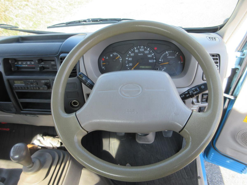 モリタ製 デュトロ 糞尿車 バキュームカー 1800L|中古トラックの販売・買取・査定のアイナビ