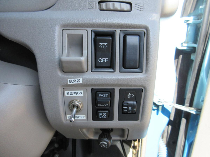 モリタ製 デュトロ 糞尿車 バキュームカー 1800L|中古トラックの販売・買取・査定のアイナビ