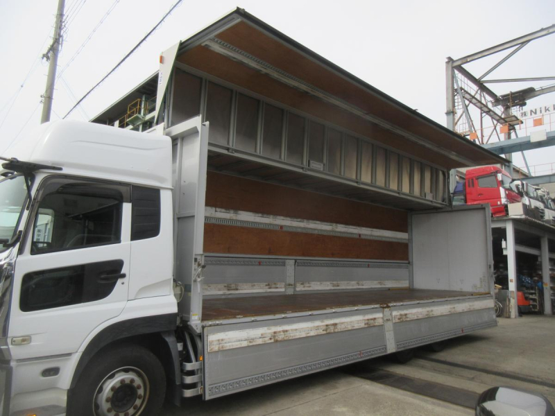 クオンハイルーフウイング格納パワーゲート付|中古トラックの販売・買取・査定のアイナビ