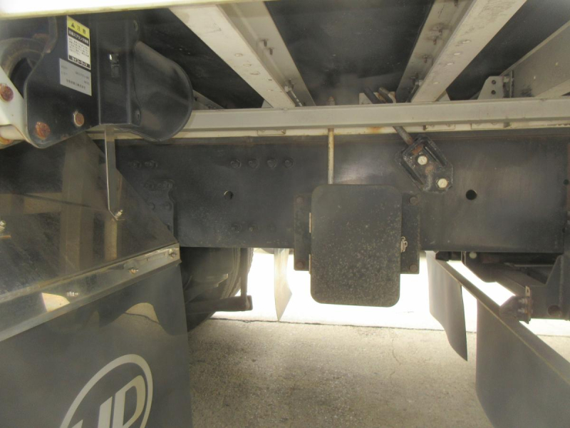 クオンハイルーフウイング格納パワーゲート付|中古トラックの販売・買取・査定のアイナビ