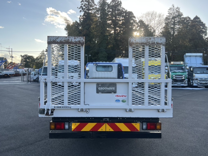 セーフティーローダータダノウインチラジコン5.7m|中古トラックの販売・買取・査定のアイナビ