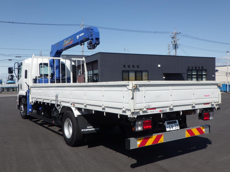 タダノ4段ワイドアウトリガフック格納2.93t吊ラジコン|中古トラックの販売・買取・査定のアイナビ