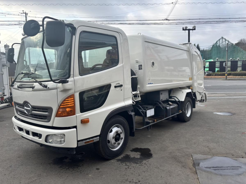 レンジャー 巻き込みパッカー車 新明和製8.1立米|中古トラックの販売・買取・査定のアイナビ