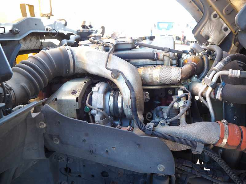 日野レンジャー新明和製強力吸引車汚泥吸引車|中古トラックの販売・買取・査定のアイナビ