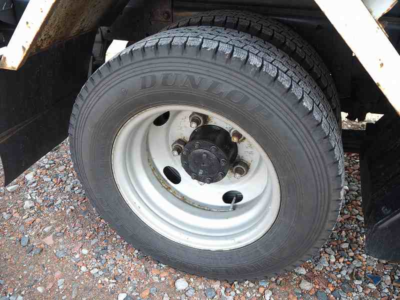 いすゞエルフ4WDタンクローリータンク書類有り|中古トラックの販売・買取・査定のアイナビ