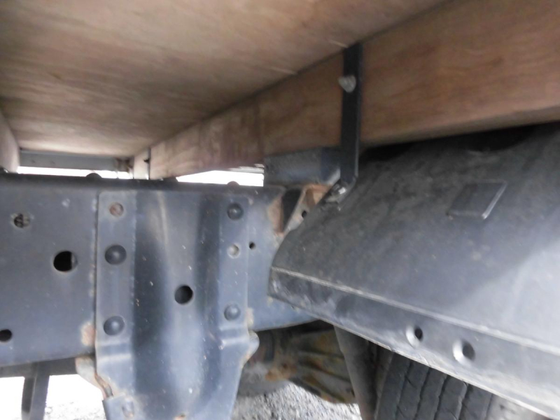 R3年エルフ2T 10尺全低床 4WD AT 総重量5T未満|中古トラックの販売・買取・査定のアイナビ