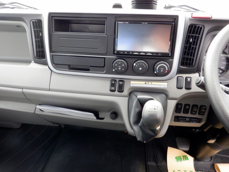 3.2t 超ロング タダノ5段クレーン 二次架装多数 未使用車|中古トラックの販売・買取・査定のアイナビ