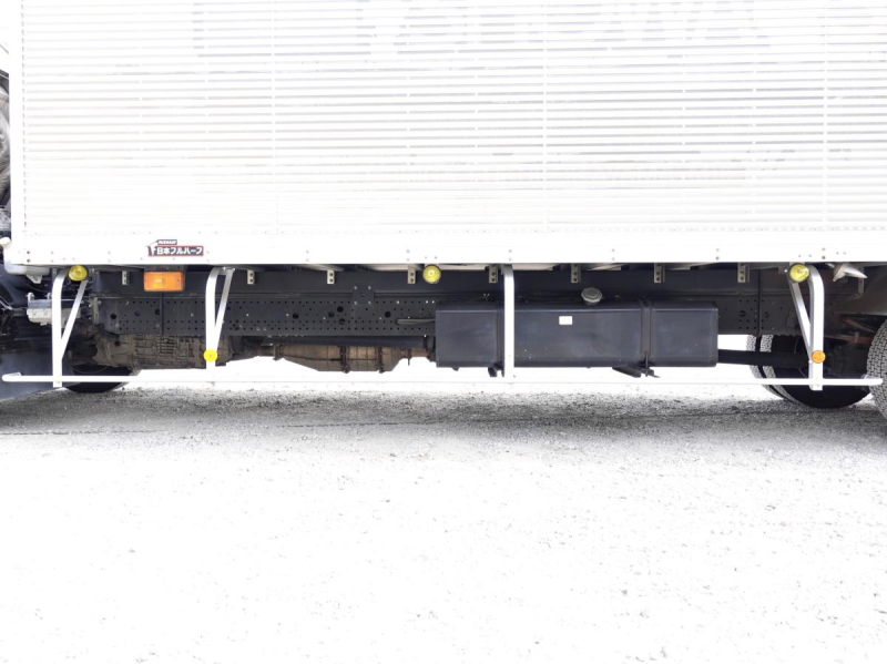 ワイドアルミバン積載2.6t|中古トラックの販売・買取・査定のアイナビ