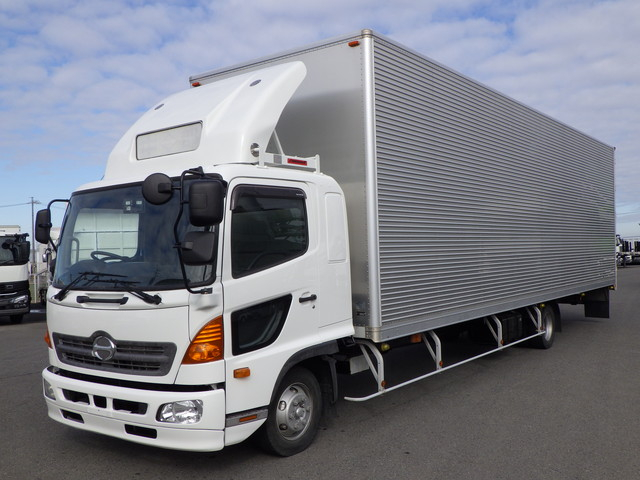 TKG-FD9JUAAバン4tワイド内寸長9.7mオバケバン|中古トラックの販売・買取・査定のアイナビ