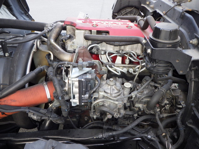 TKG-FD9JUAAバン4tワイド内寸長9.7mオバケバン|中古トラックの販売・買取・査定のアイナビ