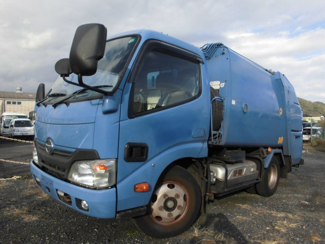 2Tパッカー車プレス式押出式清掃車塵芥車4.1立米オートマ|中古トラックの販売・買取・査定のアイナビ