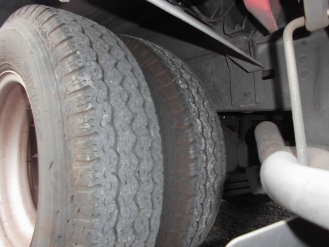 2Tパッカー車プレス式押出式清掃車塵芥車4.1立米オートマ|中古トラックの販売・買取・査定のアイナビ