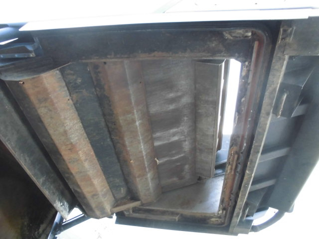 2Tパッカー車プレス式押出式清掃車塵芥車4.1立米オートマ|中古トラックの販売・買取・査定のアイナビ