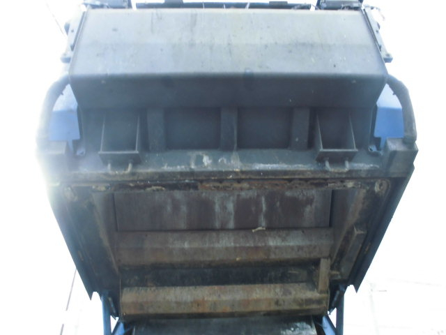 2Tパッカー車プレス式押出式清掃車塵芥車4.1立米オートマ|中古トラックの販売・買取・査定のアイナビ