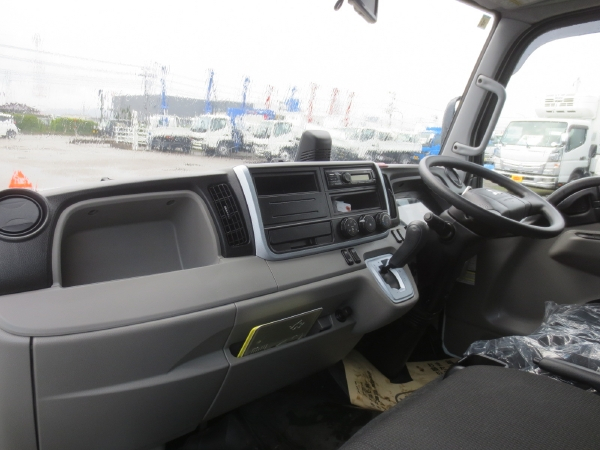 三菱キャンター高床平ボディ|中古トラックの販売・買取・査定のアイナビ