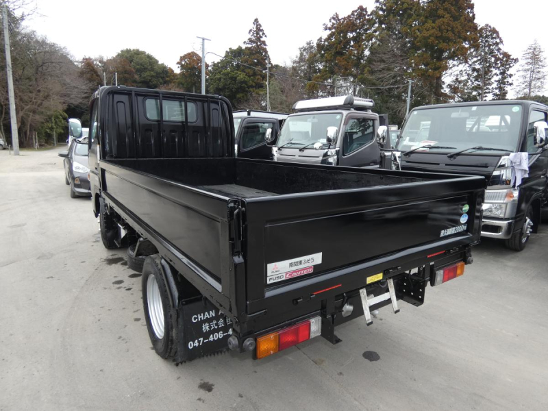 H29 キャンタ―2トン オートマ 平ボディ 260223|中古トラックの販売・買取・査定のアイナビ