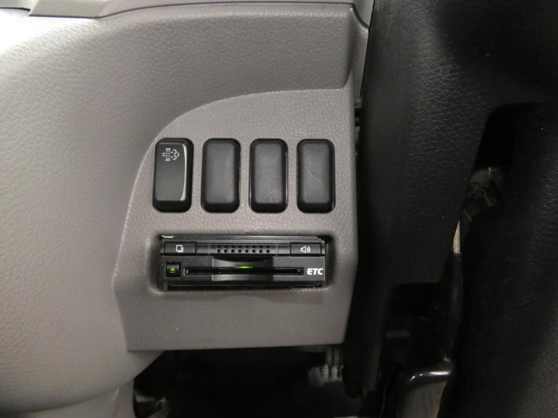 H29 キャンタ―2トン オートマ 平ボディ 260223|中古トラックの販売・買取・査定のアイナビ