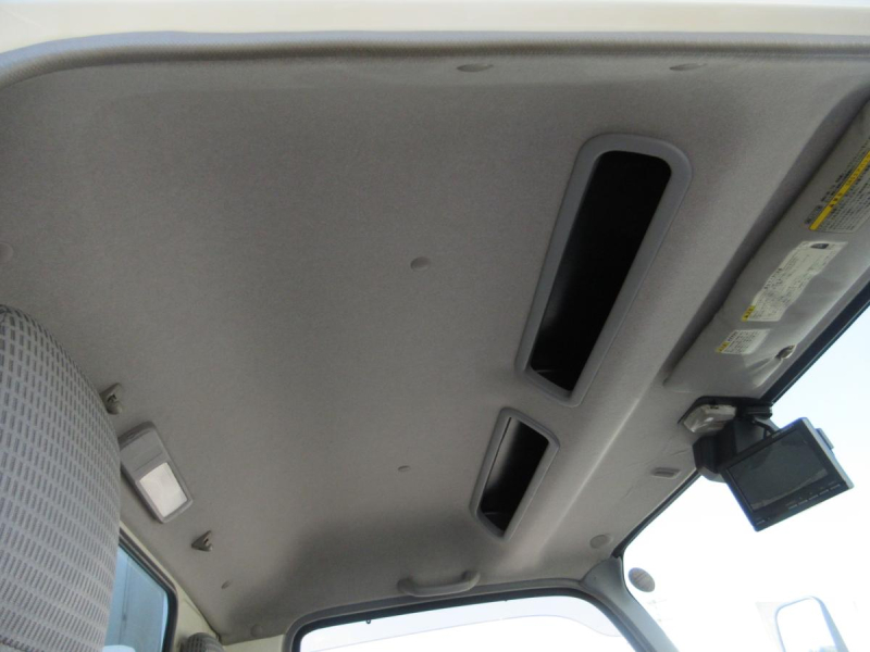 AT 冷蔵冷凍車 セミロングサイズ 積載2トン !!|中古トラックの販売・買取・査定のアイナビ