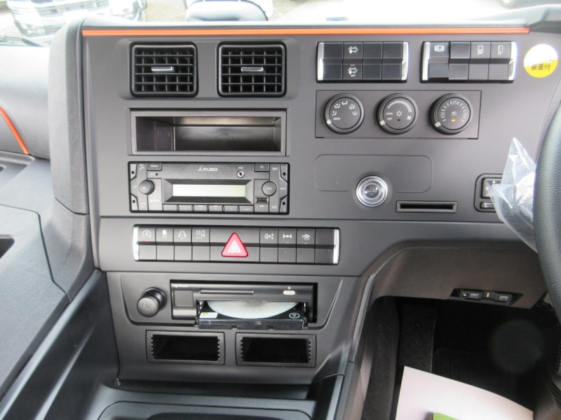 トラクタ デフロック スーパーハイルーフ 第五輪11500kg|中古トラックの販売・買取・査定のアイナビ