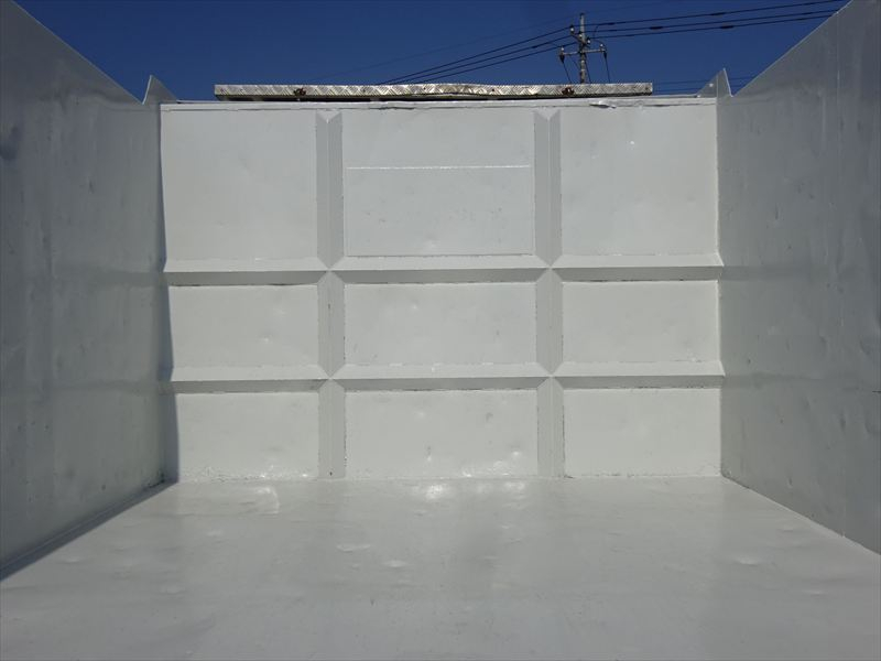 深ダンプ リヤ観音扉|中古トラックの販売・買取・査定のアイナビ