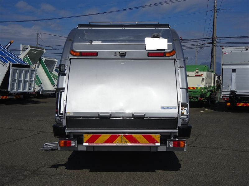 プレス 10.2㎥ 新明和|中古トラックの販売・買取・査定のアイナビ