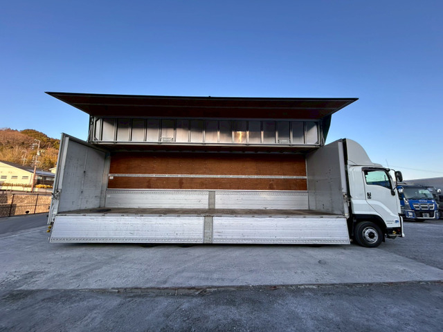 【定番ボディ×見た目◎キャブ】いすゞ/ギガ|中古トラックの販売・買取・査定のアイナビ