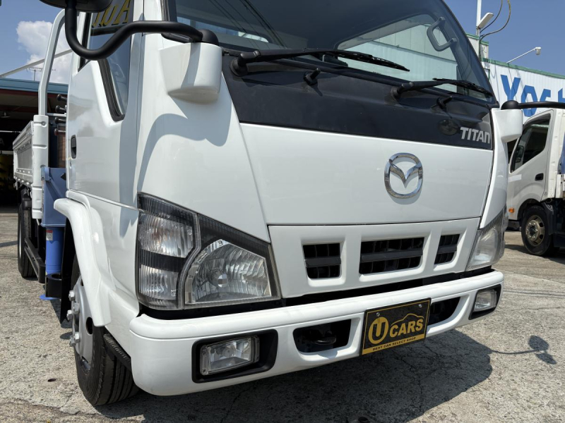 H18 タイタン 2t 3段クレーン|中古トラックの販売・買取・査定のアイナビ