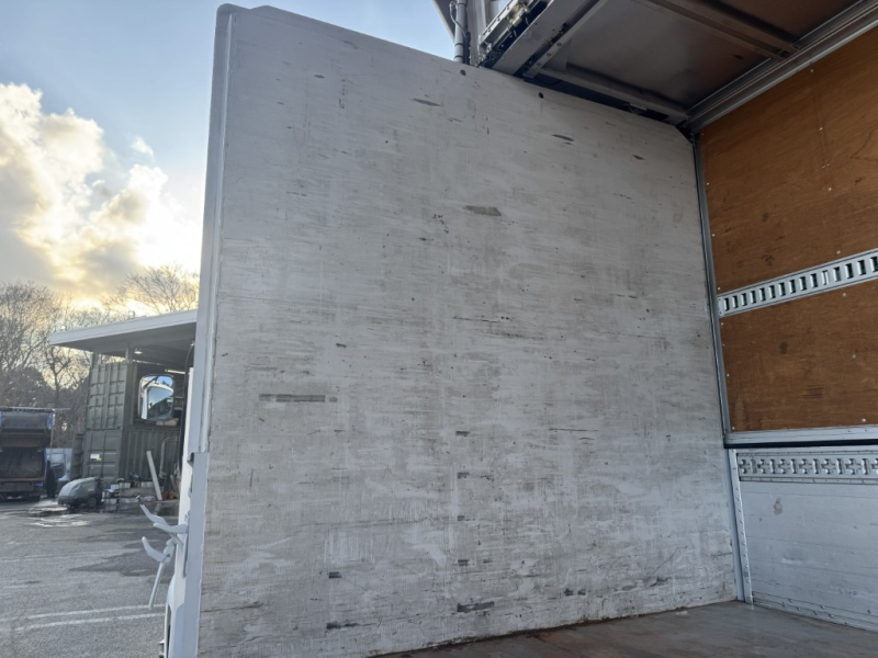 ワイドベッド付エアサスパワーゲート|中古トラックの販売・買取・査定のアイナビ