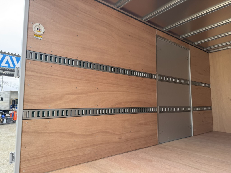 ワイドロング 未使用車 サイドドア 車検付|中古トラックの販売・買取・査定のアイナビ