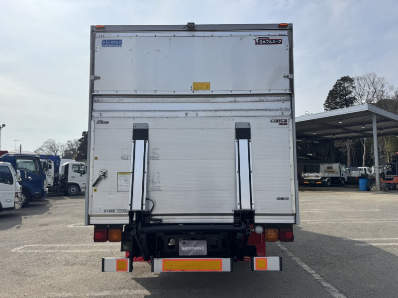 ワイド 日本フルハーフ パワーゲート付き サイドドア|中古トラックの販売・買取・査定のアイナビ