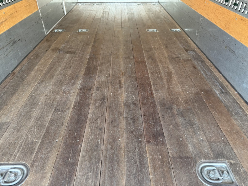 標準ロング パワーゲート付き サイドドア|中古トラックの販売・買取・査定のアイナビ