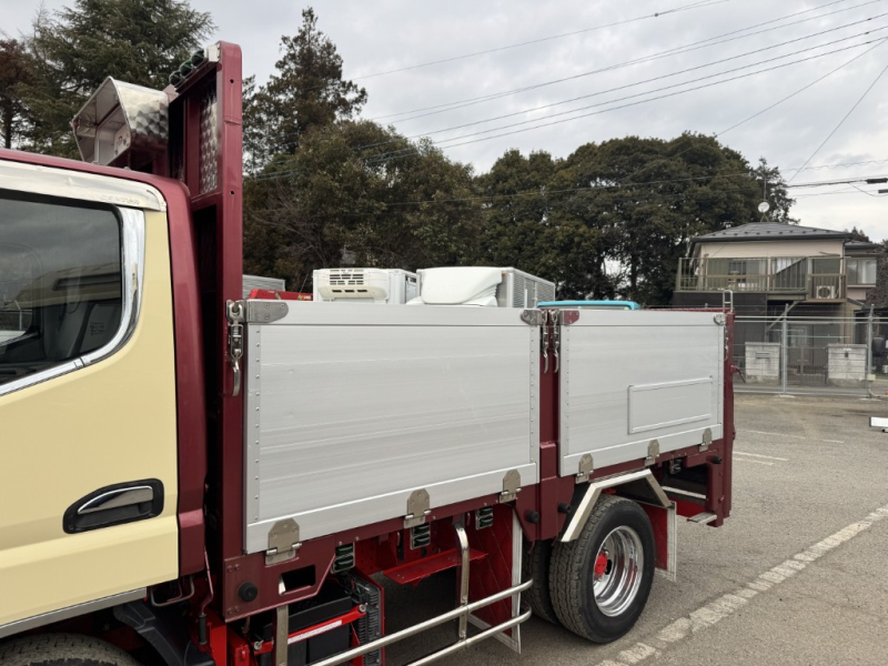 平ボディー10尺パワーゲート付きメッキ、ステン多数|中古トラックの販売・買取・査定のアイナビ