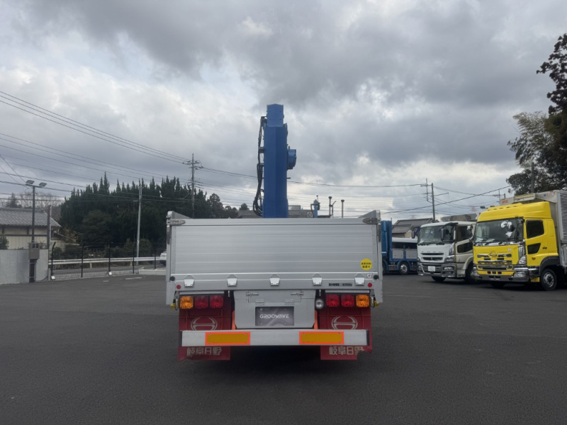 ワイド2デフエアサス増トン6段アルミ平ユニックRC|中古トラックの販売・買取・査定のアイナビ