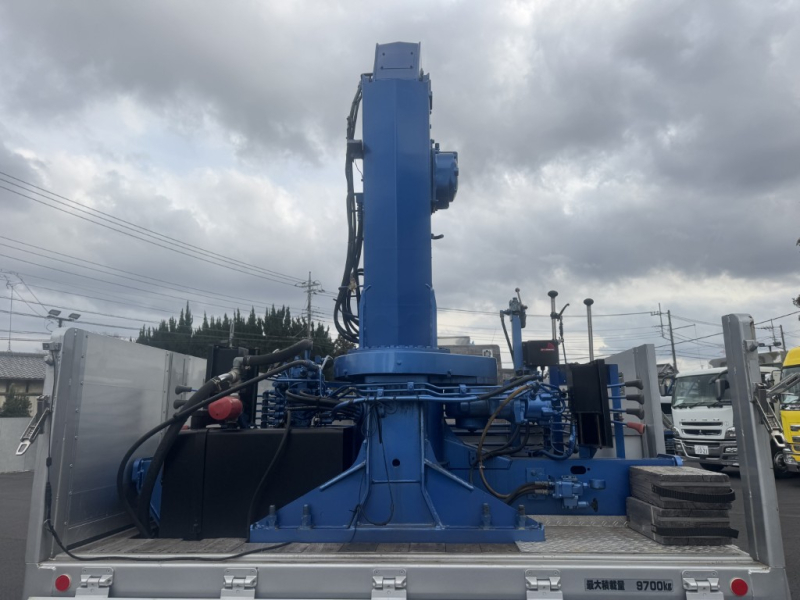 ワイド2デフエアサス増トン6段アルミ平ユニックRC|中古トラックの販売・買取・査定のアイナビ