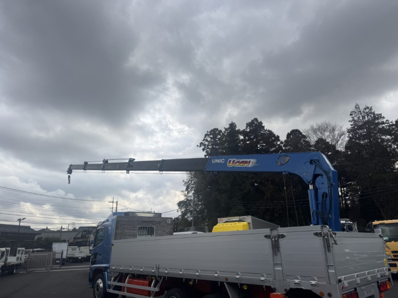 ワイド2デフエアサス増トン6段アルミ平ユニックRC|中古トラックの販売・買取・査定のアイナビ