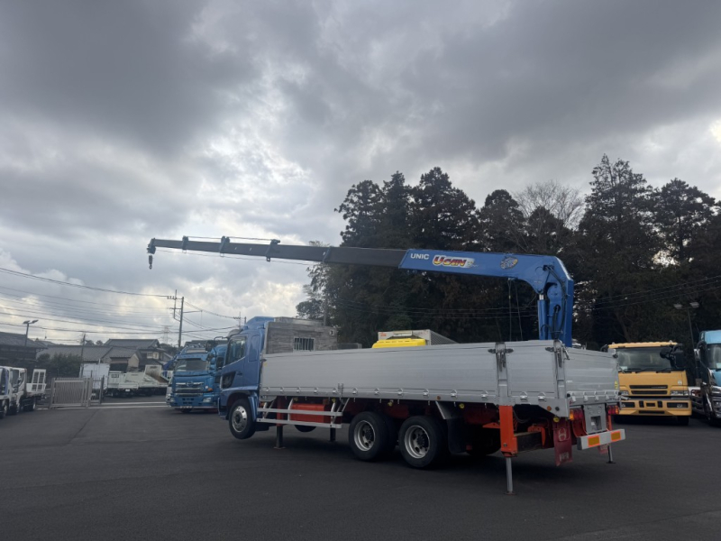 ワイド2デフエアサス増トン6段アルミ平ユニックRC|中古トラックの販売・買取・査定のアイナビ